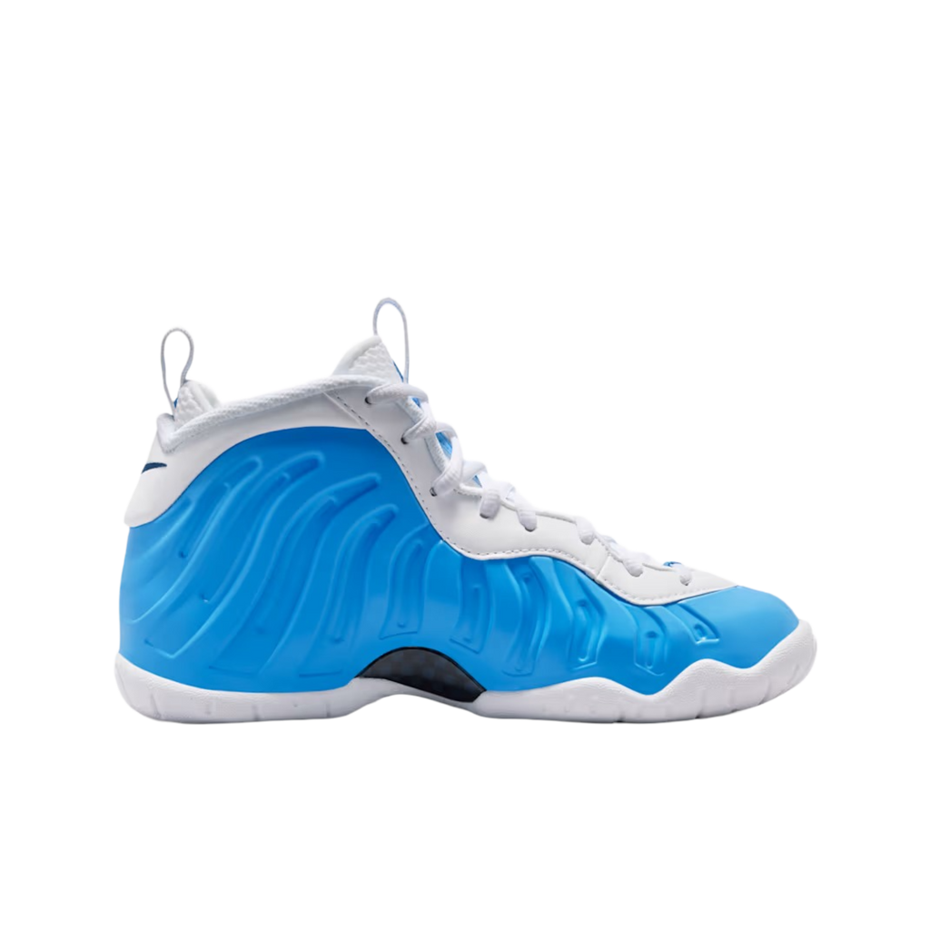 (GS) Nike Little Foamposite Pro "UNC University Blue" (2026) [IQ7230-400] Sneakers in Blue | FOOT NINJAS {2}