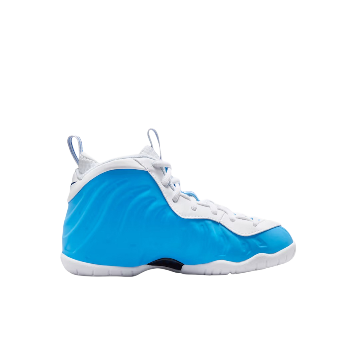 (PS) Nike Little Foamposite Pro "UNC University Blue" (2026) [IQ7232-400] Sneakers in Blue | FOOT NINJAS {2}