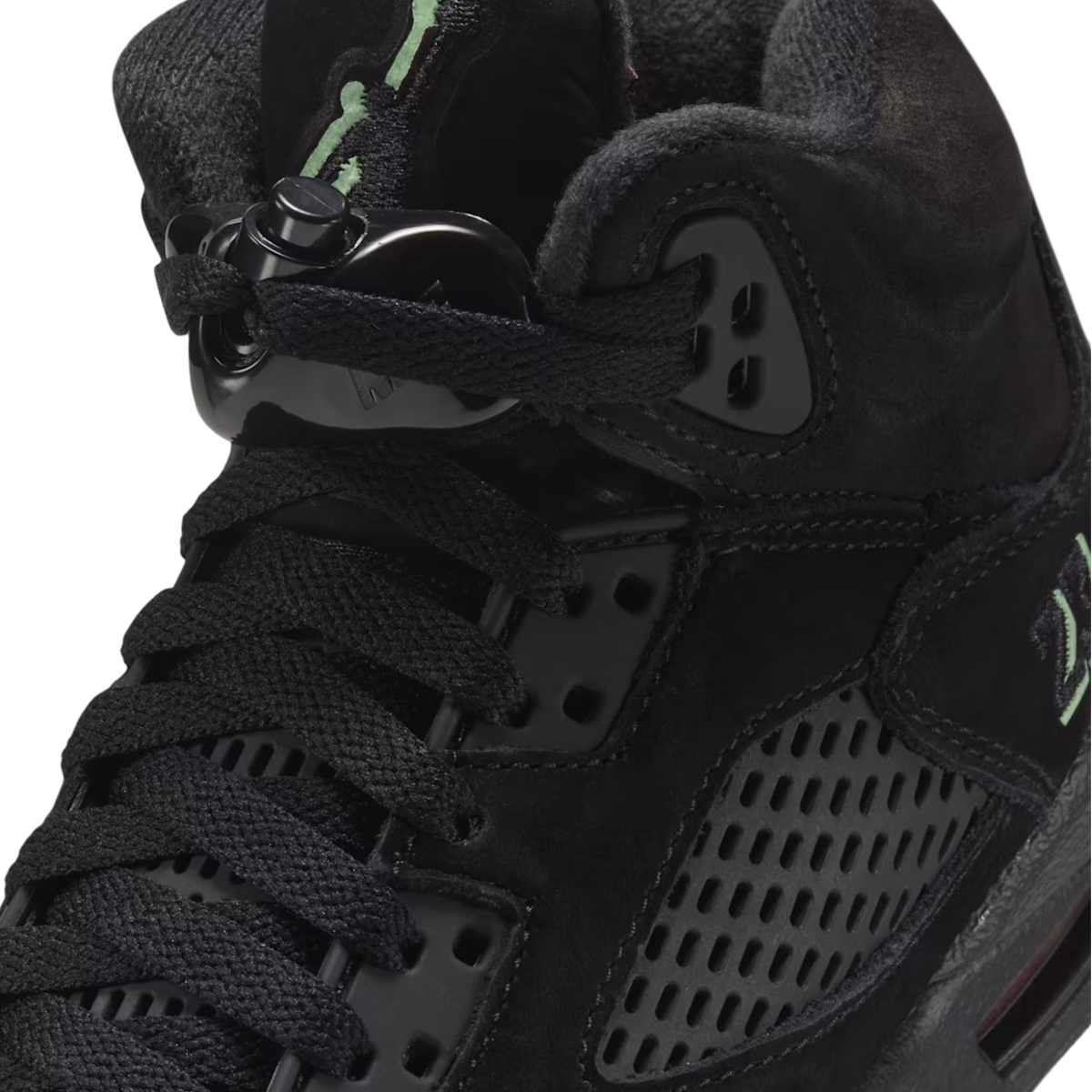 [PRE-ORDER] (GS) Air Jordan 5 Retro "Halloween" (2026) [HQ7980-001]