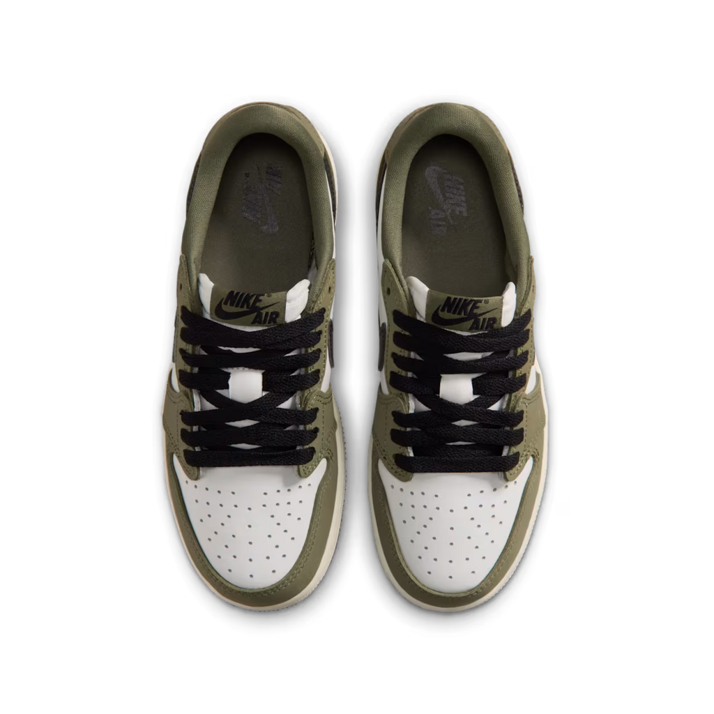 (GS) Air Jordan 1 Retro Low OG "Medium Olive" (2026) [HQ6999-200] Sneakers in Green | FOOT NINJAS {4}