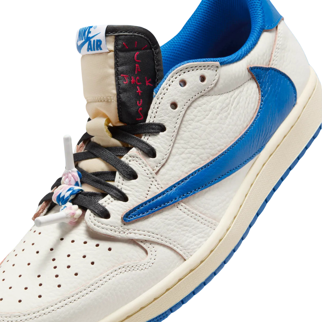 (Men's) Air Jordan 1 Low OG SP x Cactus Jack x Travis Scott x Fragment Design "Sail / Military Blue" (2025) [DM7866-104] Sneakers in Blue | FOOT NINJAS {8}