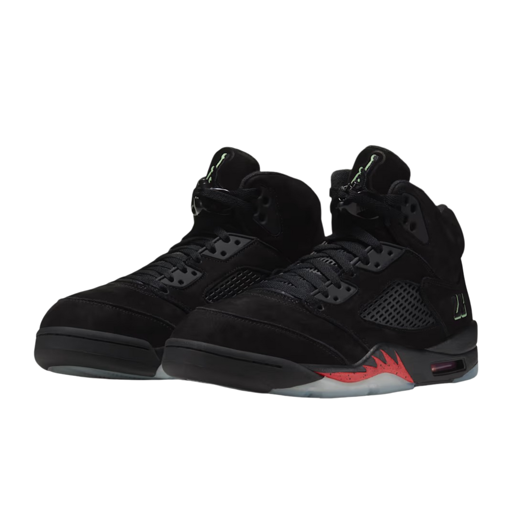 (Men's) Air Jordan 5 Retro "Halloween" (2026) [HQ7978-001] Sneakers in Black | FOOT NINJAS {3}