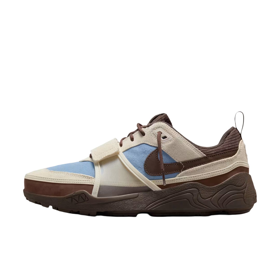 (Men's) Nike Zoom Field Jaxx x Cactus Jack x Travis Scott "Leche Blue" (2025) [HQ3072-400] Sneakers in Multicolor | FOOT NINJAS {1}