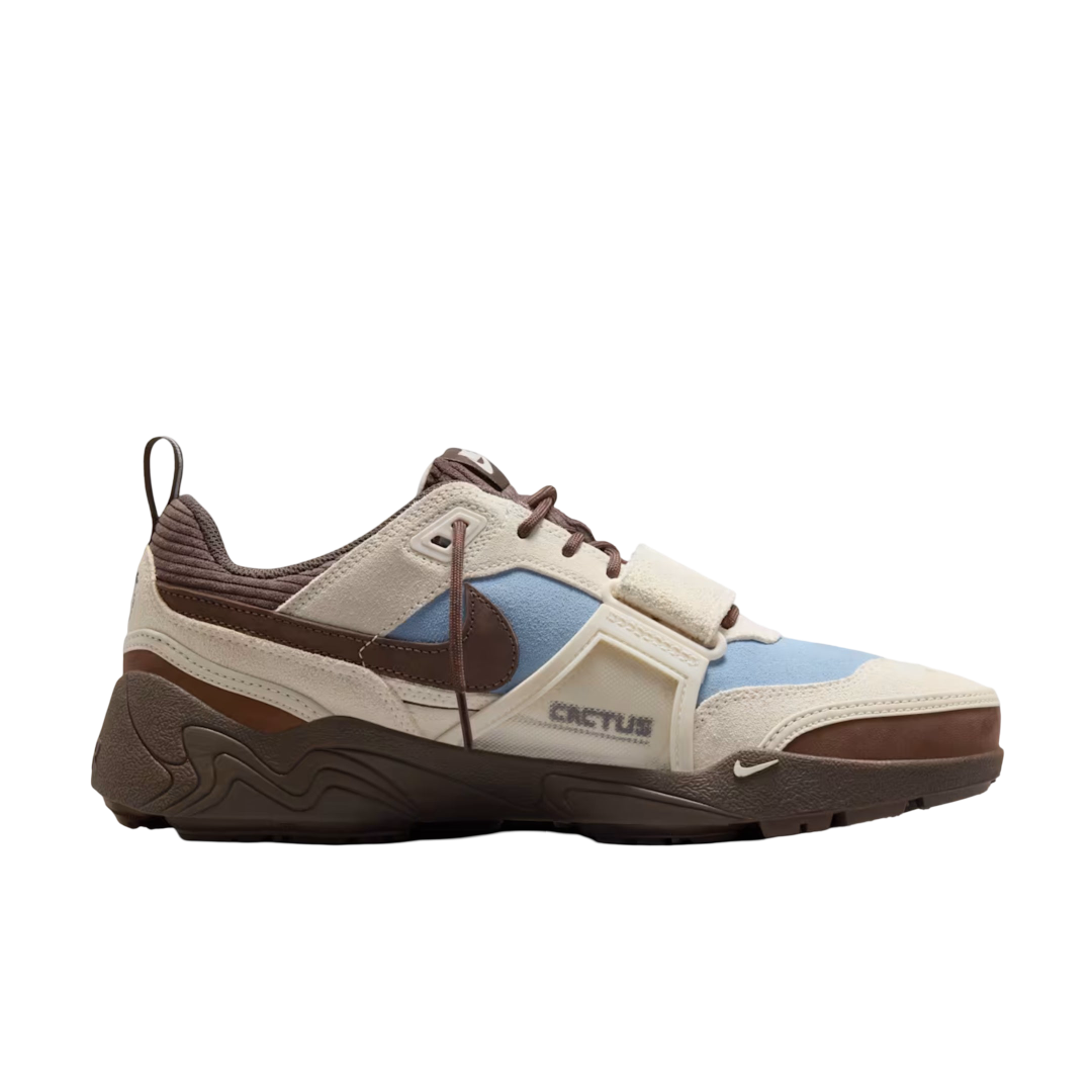 (Men's) Nike Zoom Field Jaxx x Cactus Jack x Travis Scott "Leche Blue" (2025) [HQ3072-400] Sneakers in Multicolor | FOOT NINJAS {2}
