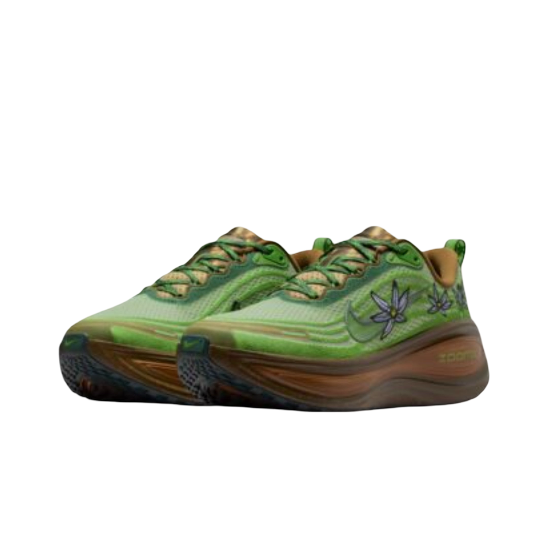 (Women's) Nike Vomero Plus DB x Molly Bell "Doernbecher" (2026) [IO7687-921] Sneakers in Multicolor | FOOT NINJAS {3}