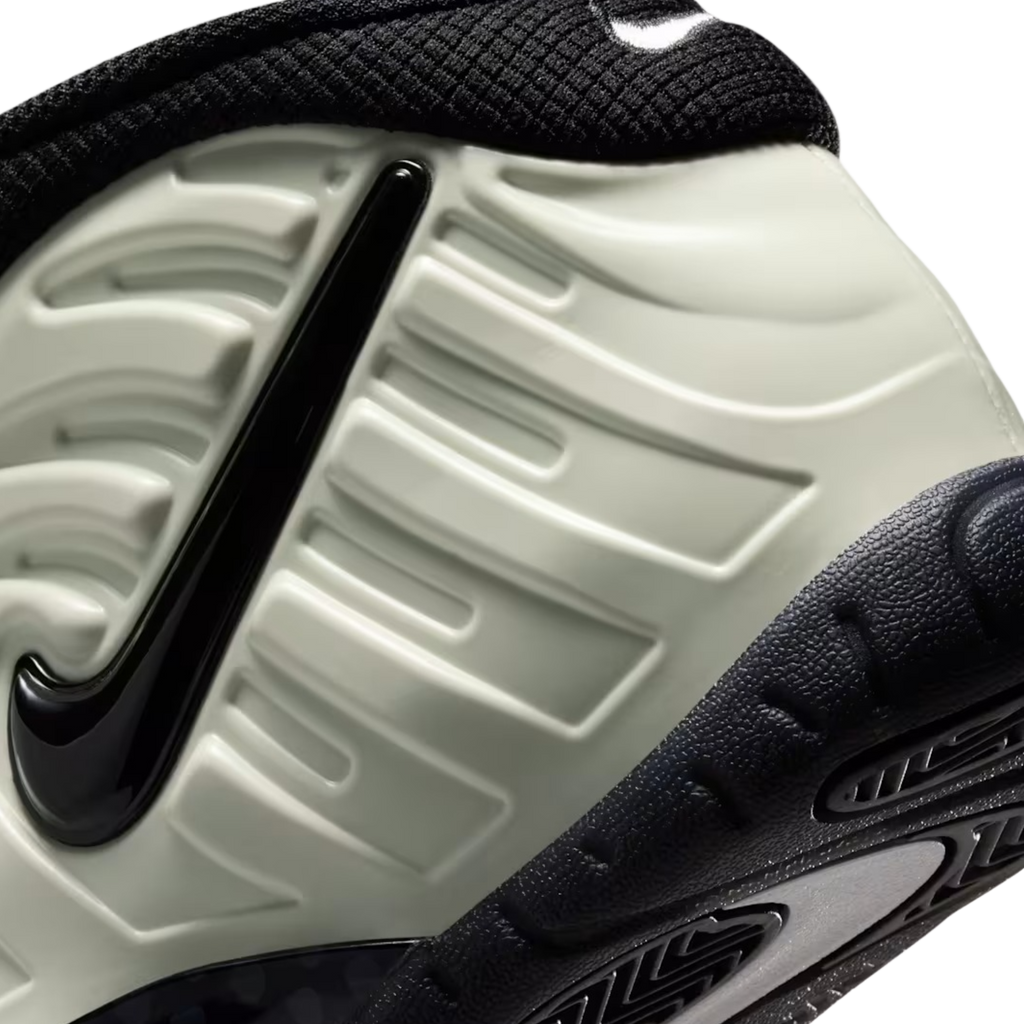 [PRE-ORDER] (GS) Nike Air Little Foamposite Pro PRM "Glow-In-The-Dark / Summit White" (2026) [IV7559-100] Sneakers in White | FOOT NINJAS {9}
