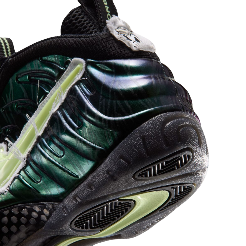 [PRE-ORDER] (Men's) Nike Air Foamposite Pro PE x University of Oregon "Mummy Duck Black" (2026) [IZ7806-001] Sneakers in Black | FOOT NINJAS {8}
