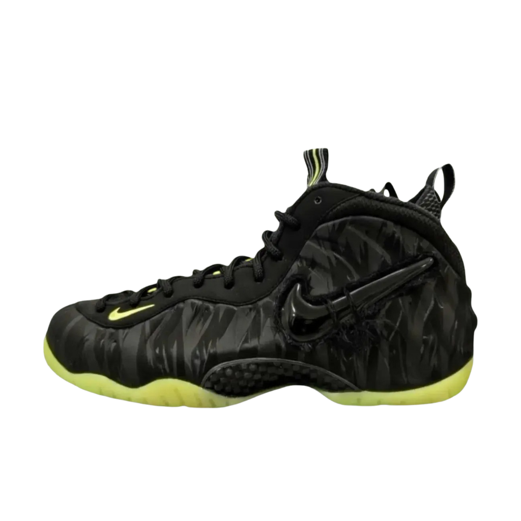 [PRE-ORDER] (Men's) Nike Air Foamposite Pro PE x University of Oregon "Mummy Duck Black" (2026) Sneakers in Black [IZ7806-001] | FOOT NINJAS [1]