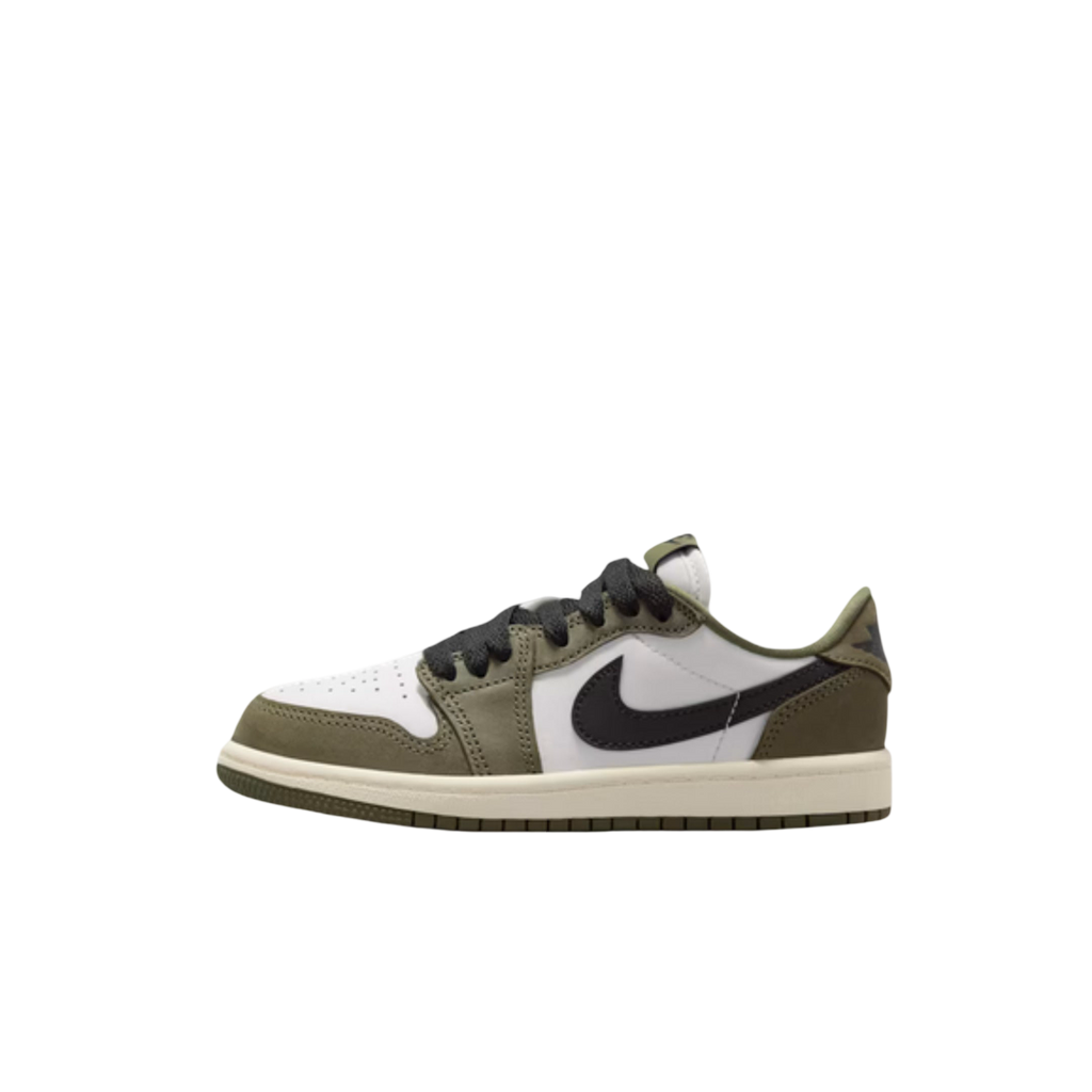 (PS) Air Jordan 1 Retro Low OG "Medium Olive" (2026) [HQ6996-200] Sneakers in Green | FOOT NINJAS {1}