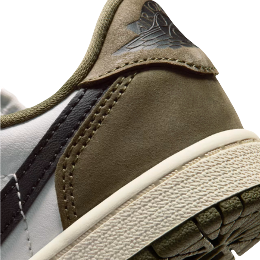 (PS) Air Jordan 1 Retro Low OG "Medium Olive" (2026) [HQ6996-200] Sneakers in Green | FOOT NINJAS {8}