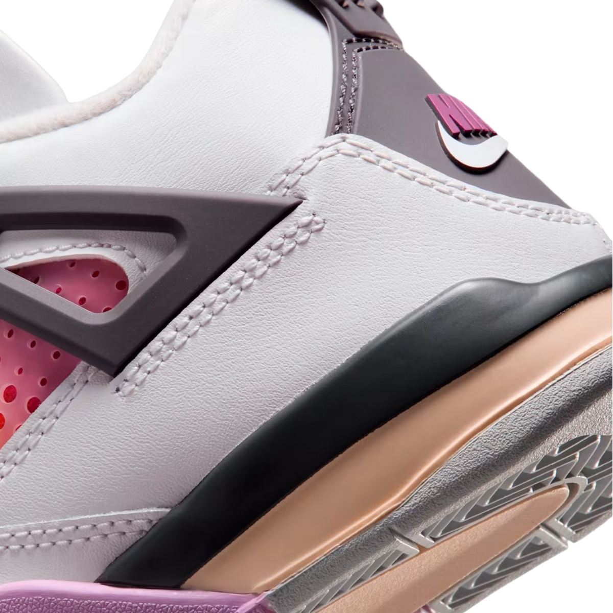 (PS) Air Jordan 4 Retro "Comic Dunk" (2026) [IO2363-100] Sneakers in White | FOOT NINJAS {8}