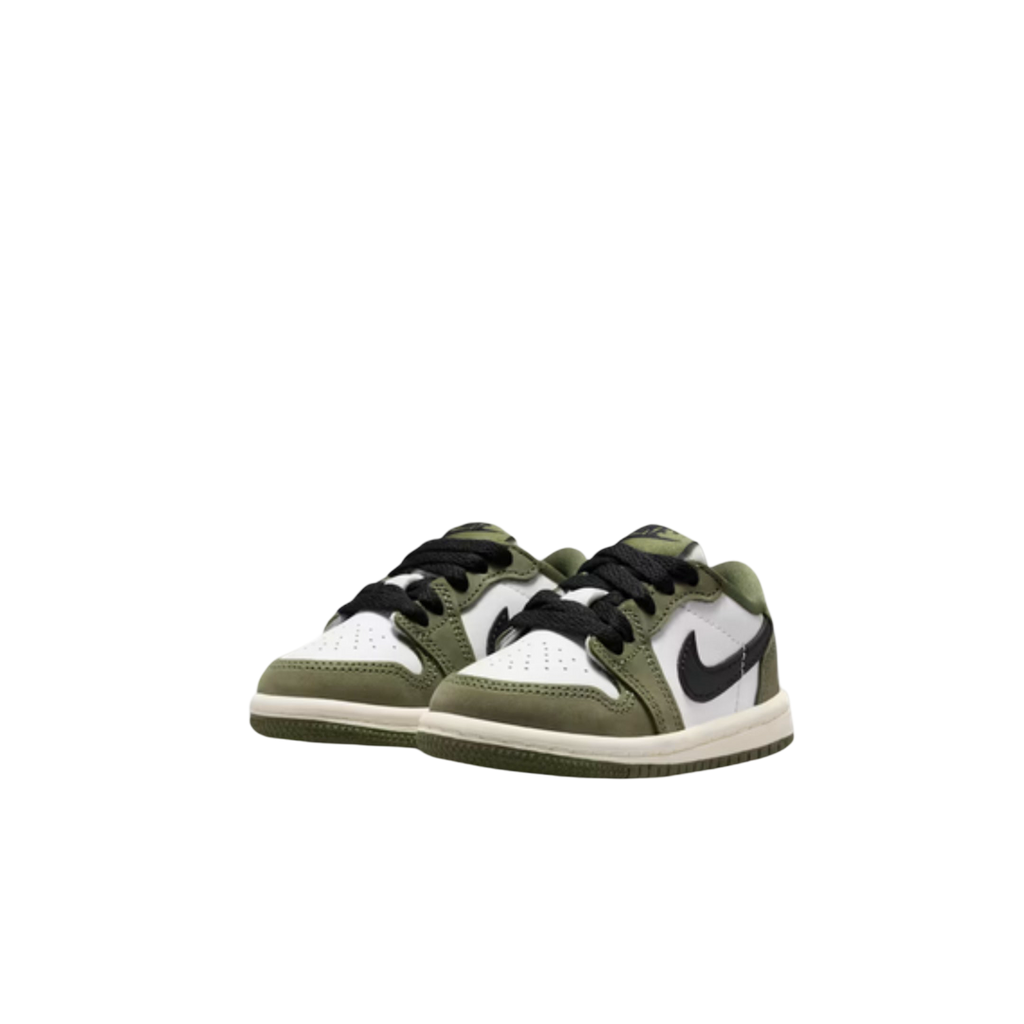 (TD) Air Jordan 1 Retro Low OG "Medium Olive" (2026) [HQ6997-200] Sneakers in Green | FOOT NINJAS {3}