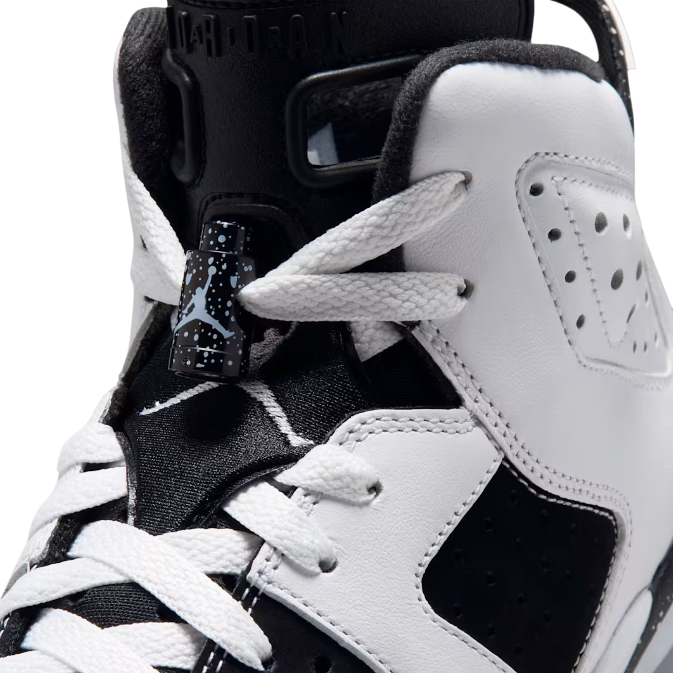 (GS) Air Jordan 6 Retro "Oreo" (2026) [384665-108] Sneakers in Black | FOOT NINJAS {7}