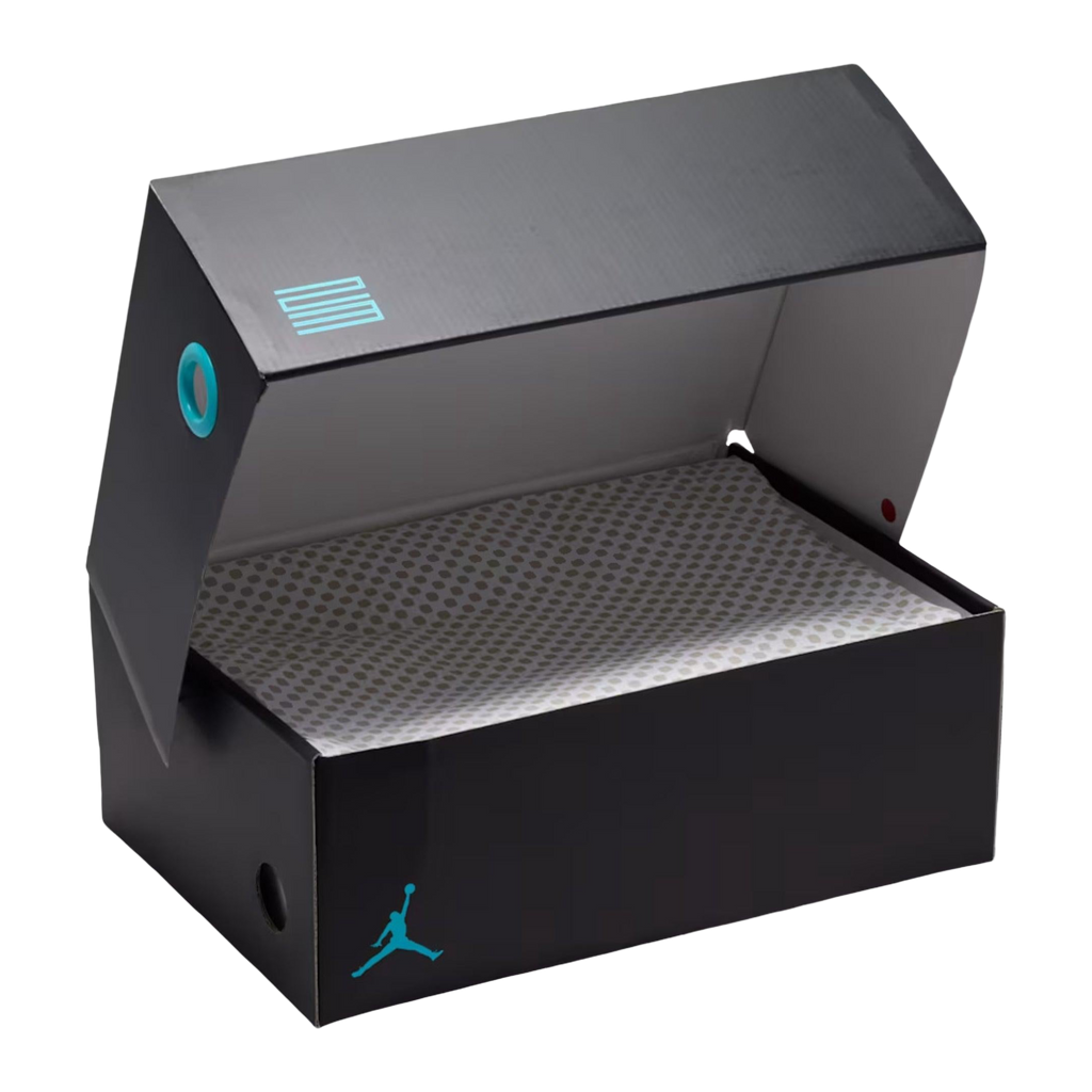 (GS) Air Jordan 11 Retro "Black / Gamma Blue" (2025) [378038-047] Sneakers in Black | FOOT NINJAS [10]