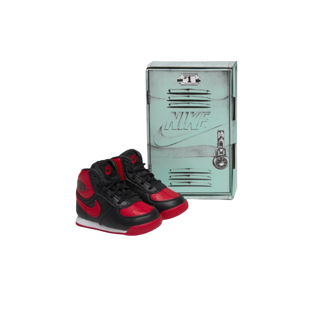 (TD) Air Jordan 1 High OG '85 "Bred / Banned" (2025) [DV3655-067] Sneakers in Black | FOOT NINJAS [2]