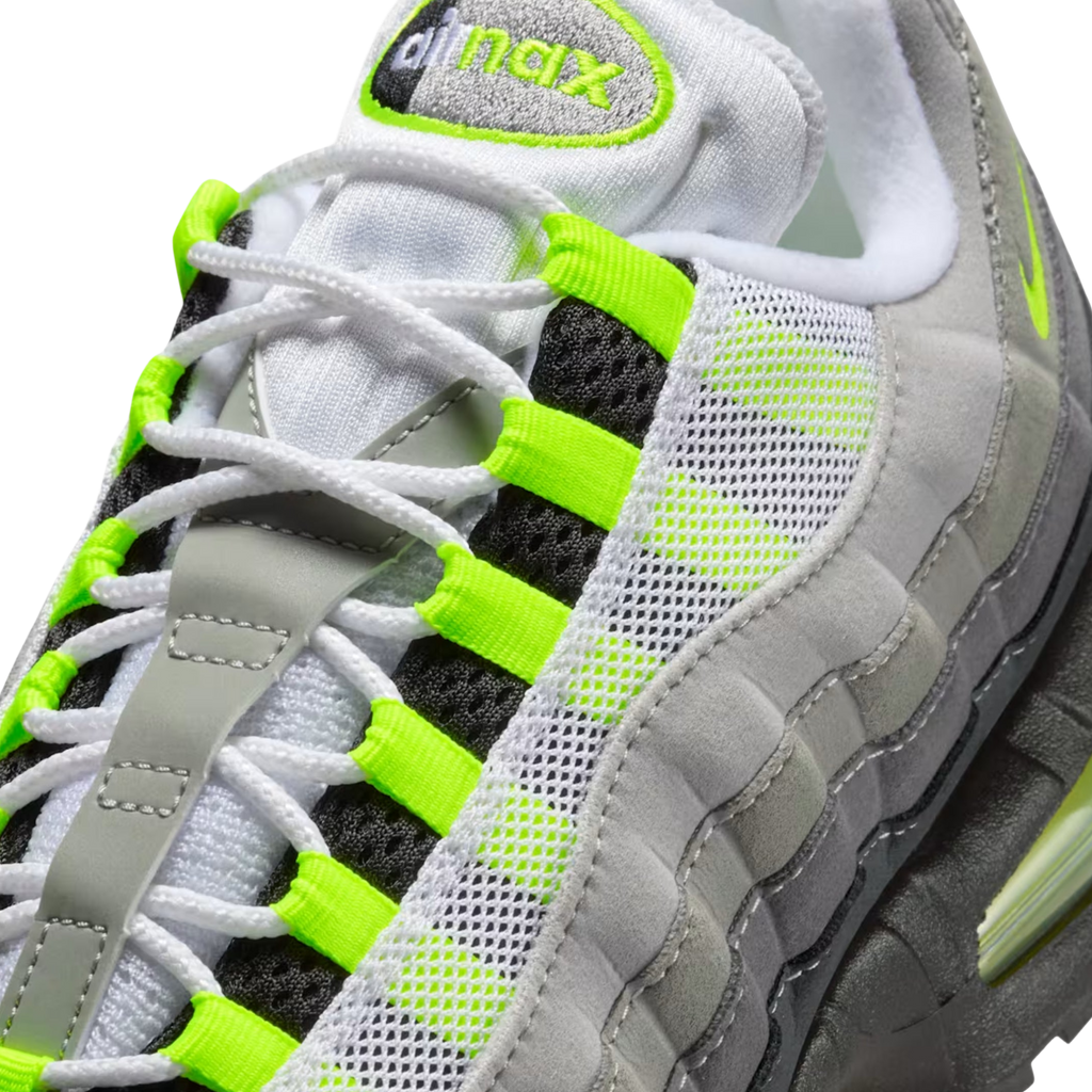 (Men's) Nike Air Max 95 OG "Big Bubble Neon" (2025/2026) [HM4740-001] Sneakers in Green | FOOT NINJAS [7]