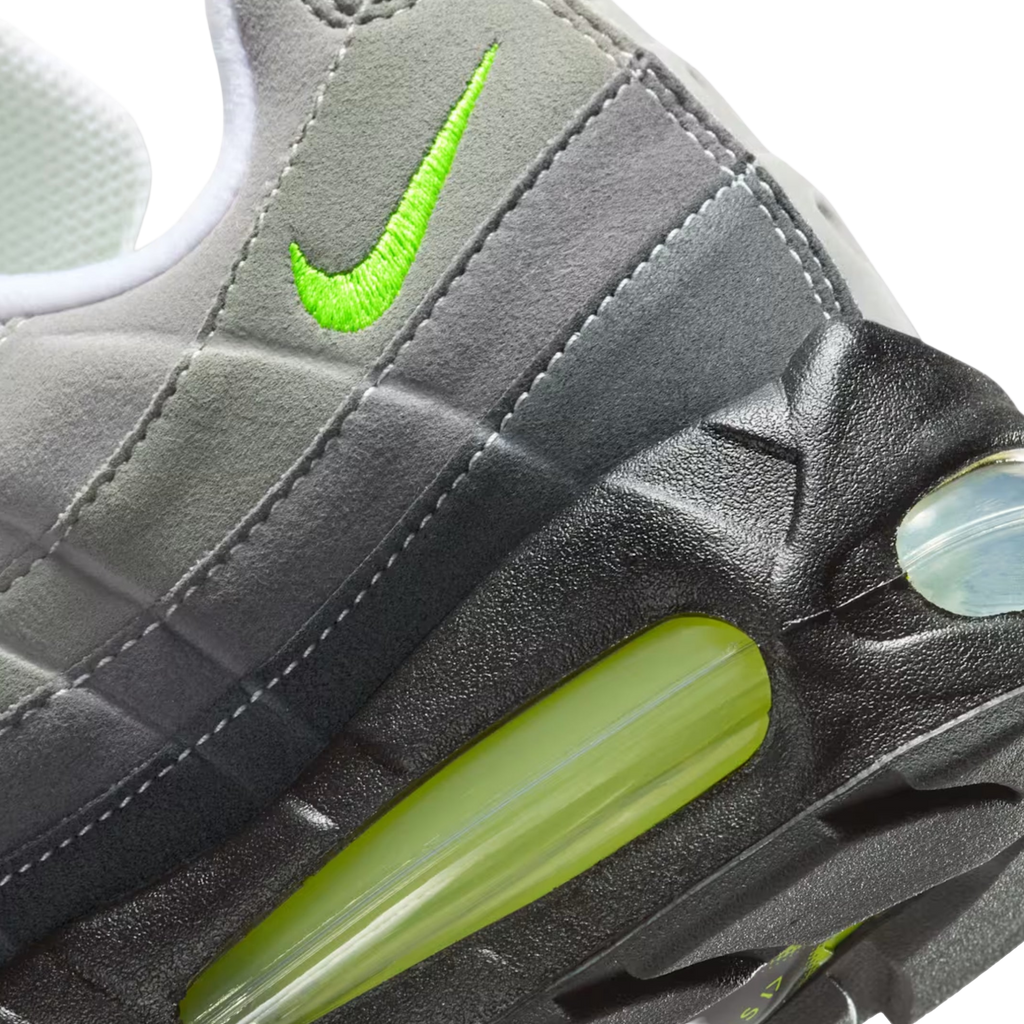 (Men's) Nike Air Max 95 OG "Big Bubble Neon" (2025/2026) [HM4740-001] Sneakers in Green | FOOT NINJAS [8]